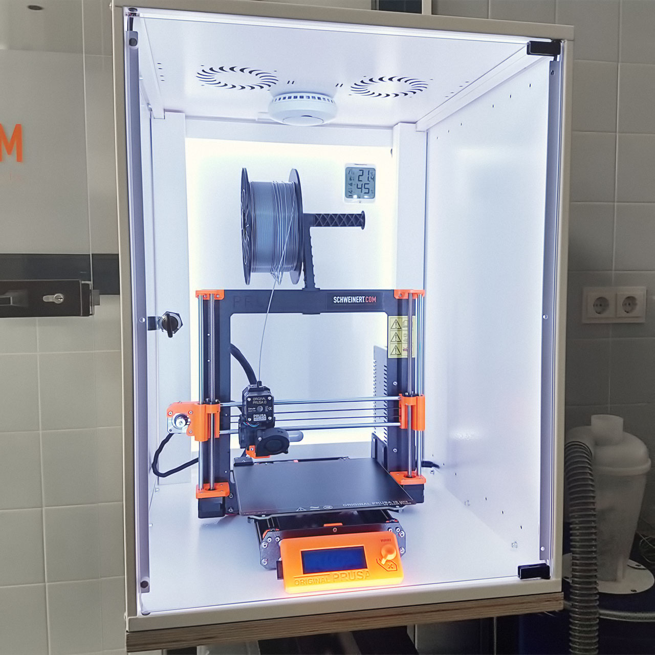Perfect 3D printer enclosure for PRUSA i3 MK3